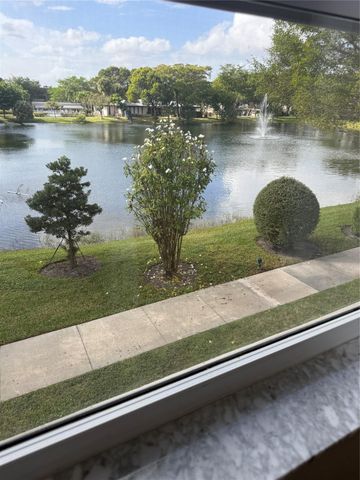 3531 NW 50th Ave 512, Lauderdale Lakes, FL 33319