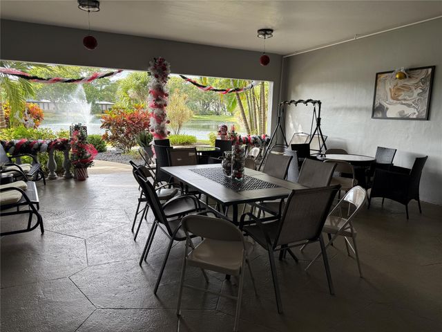 3531 NW 50th Ave 512, Lauderdale Lakes, FL 33319