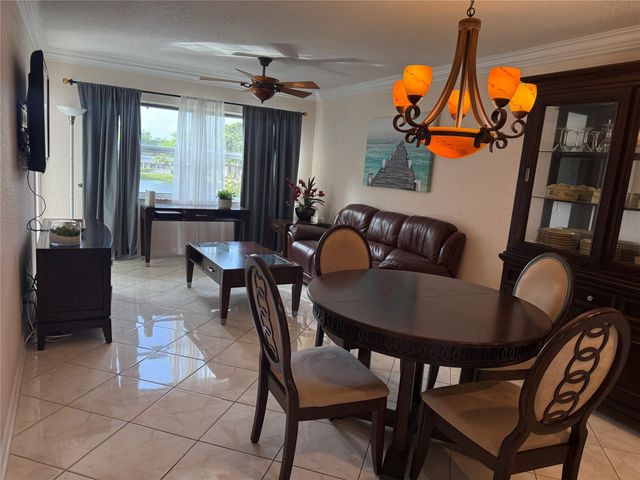 3531 NW 50th Ave 512, Lauderdale Lakes, FL 33319