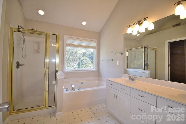 2941 Glen Summit Drive, Charlotte, NC 28270