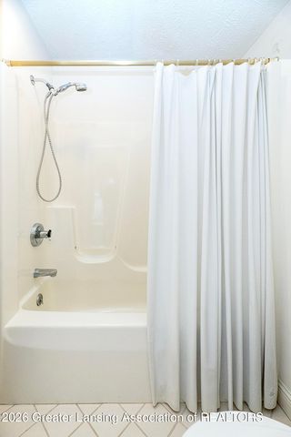 1825 Rowley Road, Williamston, MI 48895