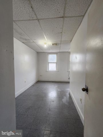 3038 W 2ND ST, Chester, PA 19013