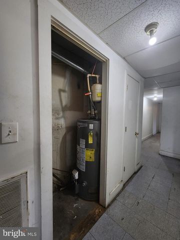 3038 W 2ND ST, Chester, PA 19013