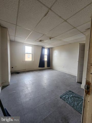 3038 W 2ND ST, Chester, PA 19013