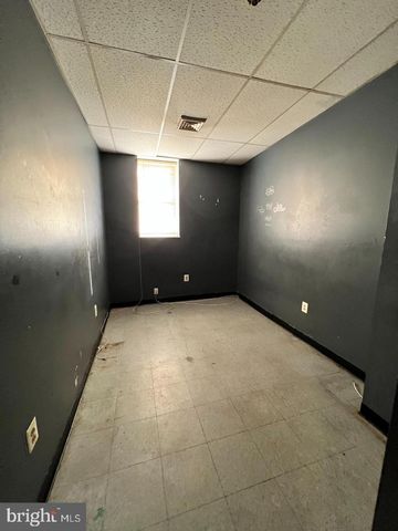 3038 W 2ND ST, Chester, PA 19013