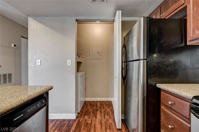 8600 West Charleston Boulevard 2067, Las Vegas, NV 89117