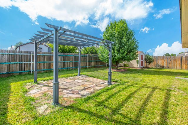6525 Cascade Drive, Waco, TX 76712