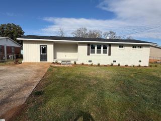 23 Gardenia Drive, Greenville, SC 29617