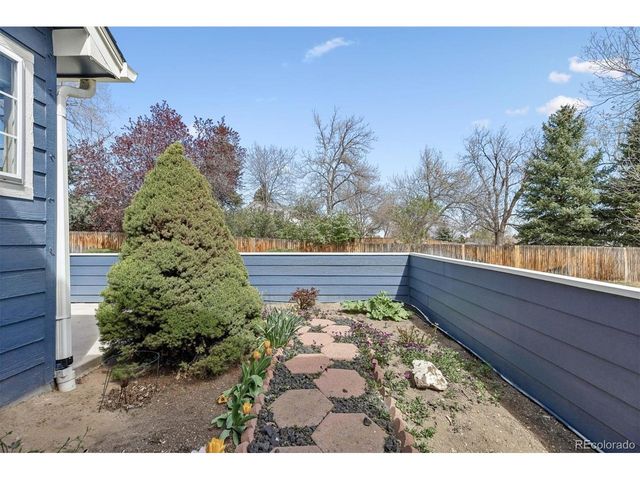 10615 W Dumbarton Cir C, Littleton, CO 80127