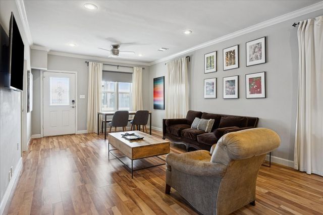 820 Kern Street, Houston, TX 77009