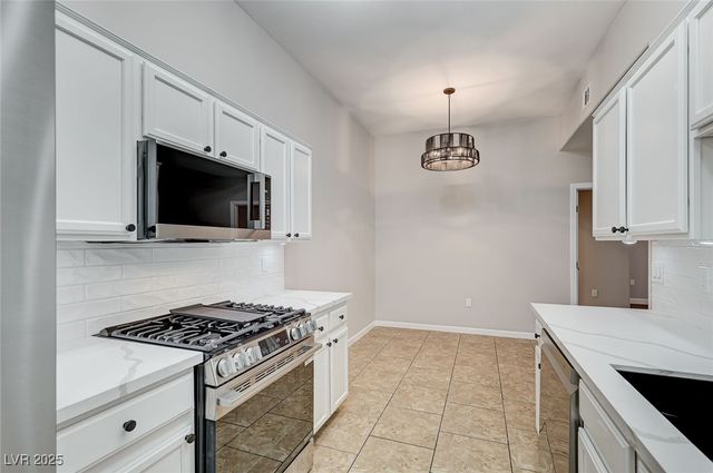 3500 Cactus Shadow Street 104, Las Vegas, NV 89129