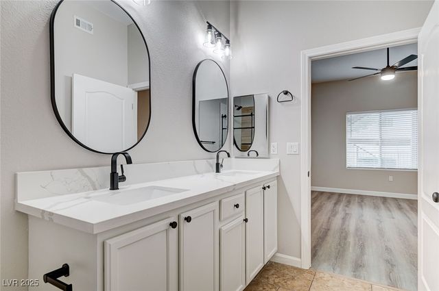 3500 Cactus Shadow Street 104, Las Vegas, NV 89129