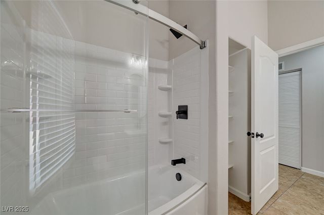 3500 Cactus Shadow Street 104, Las Vegas, NV 89129