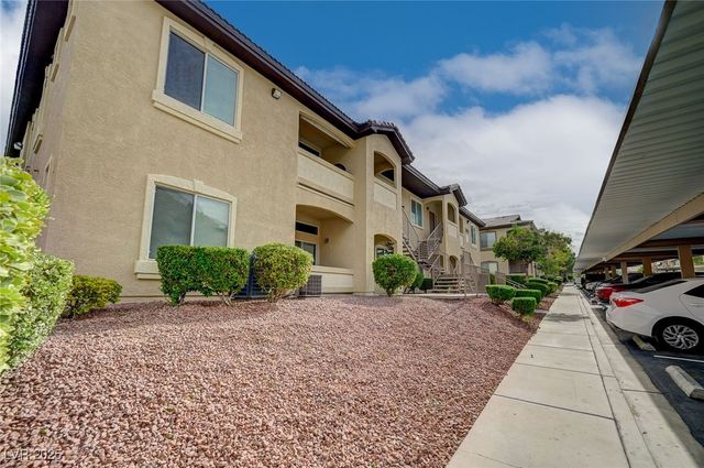 3500 Cactus Shadow Street 104, Las Vegas, NV 89129