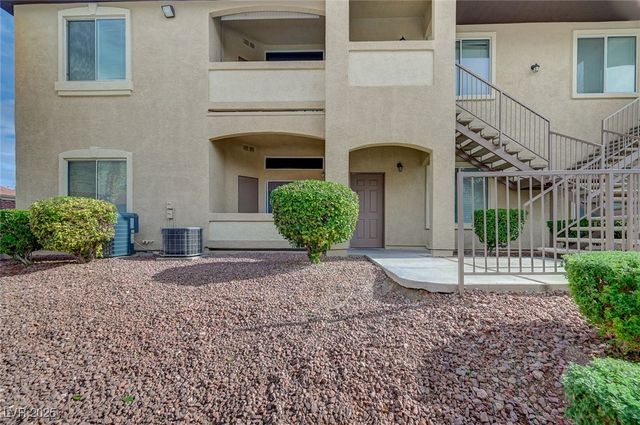 3500 Cactus Shadow Street 104, Las Vegas, NV 89129