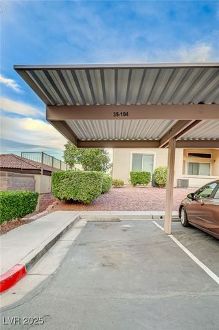 3500 Cactus Shadow Street 104, Las Vegas, NV 89129
