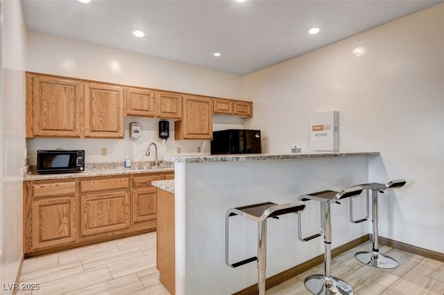 3500 Cactus Shadow Street 104, Las Vegas, NV 89129