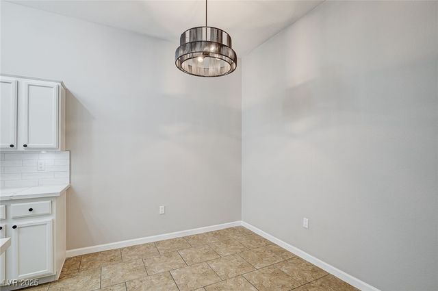 3500 Cactus Shadow Street 104, Las Vegas, NV 89129