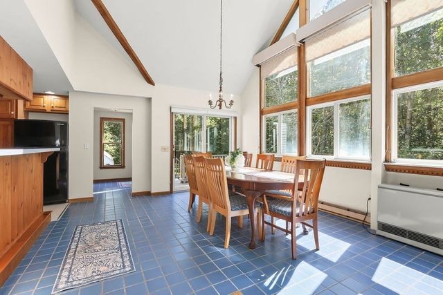 821 W Falmouth Hwy, Falmouth, MA 02540