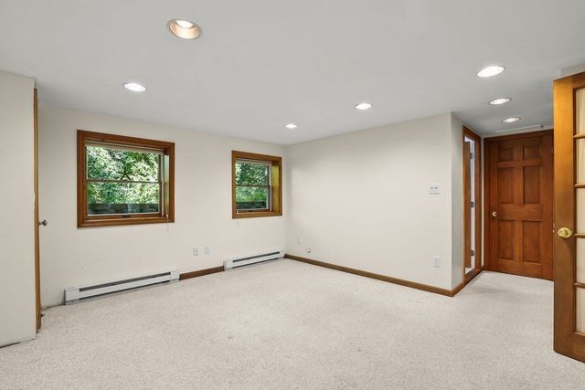821 W Falmouth Hwy, Falmouth, MA 02540