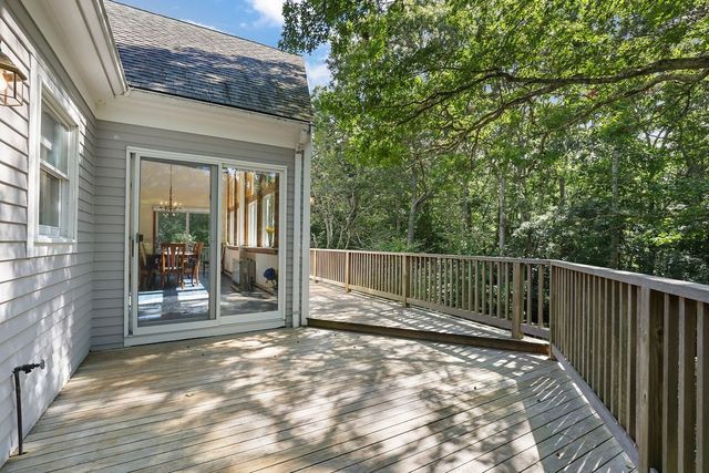 821 W Falmouth Hwy, Falmouth, MA 02540