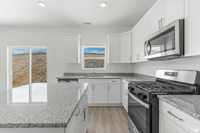 7242 SLICK ROCK WAY, Eagle Mountain, UT 84005