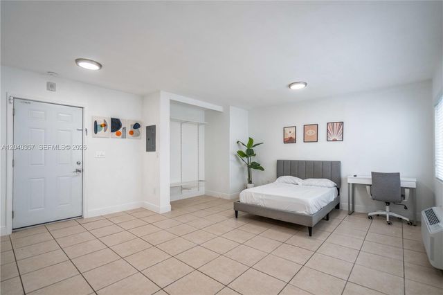 6971 Carlyle Avenue 107, Miami Beach, FL 33141