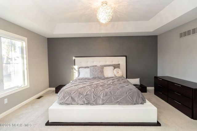 8342 Water Park Drive, Holland, OH 43528