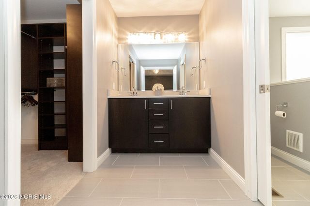 8342 Water Park Drive, Holland, OH 43528