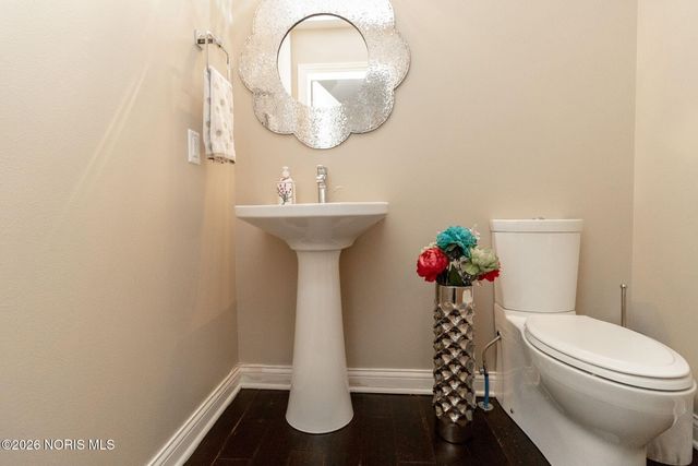 8342 Water Park Drive, Holland, OH 43528