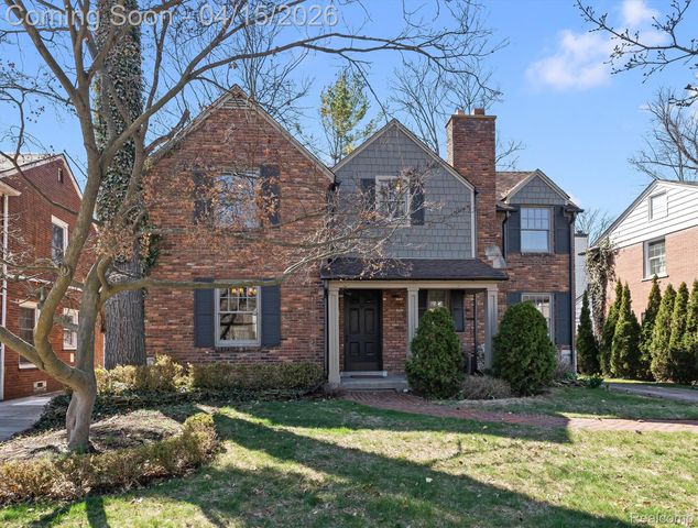 615 Kimberly Street, Birmingham, MI 48009