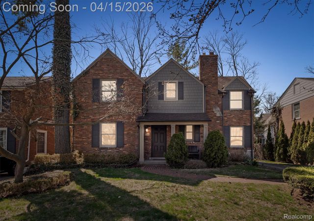 615 Kimberly Street, Birmingham, MI 48009