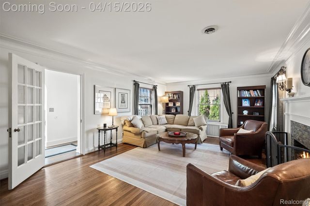 615 Kimberly Street, Birmingham, MI 48009