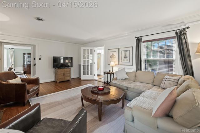 615 Kimberly Street, Birmingham, MI 48009