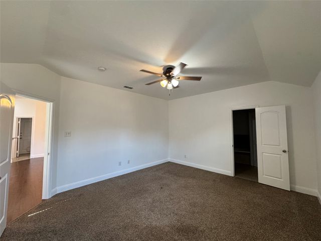 4036 Eric Drive, Heartland, TX 75126