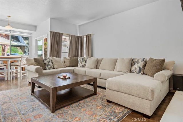 43490 Calle Nacido, Temecula, CA 92592