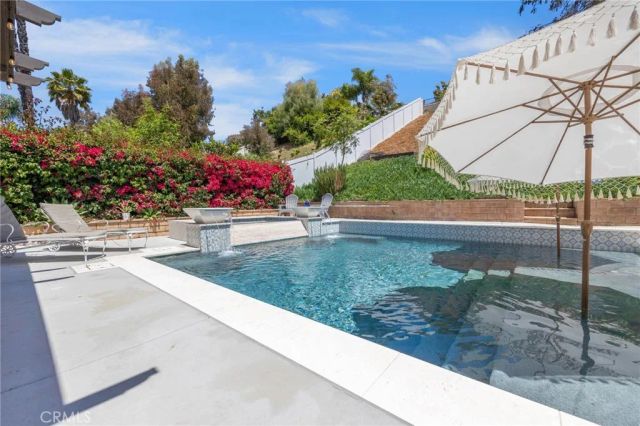 43490 Calle Nacido, Temecula, CA 92592