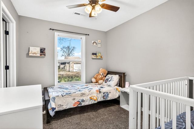 520 S Pine Street, Marshfield, MO 65706