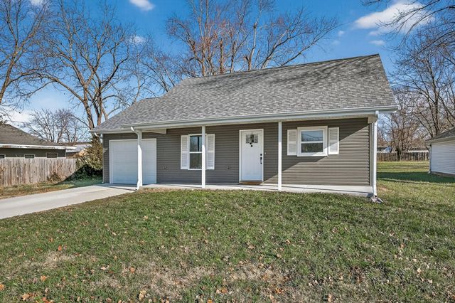 520 S Pine Street, Marshfield, MO 65706