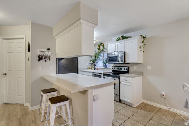 10492 S SAGE VISTA WAY WAY, South Jordan, UT 84009