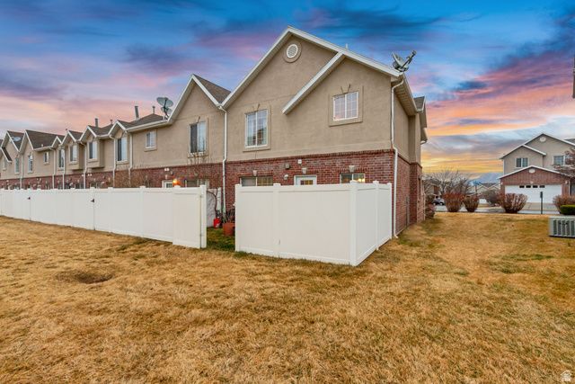 10492 S SAGE VISTA WAY WAY, South Jordan, UT 84009