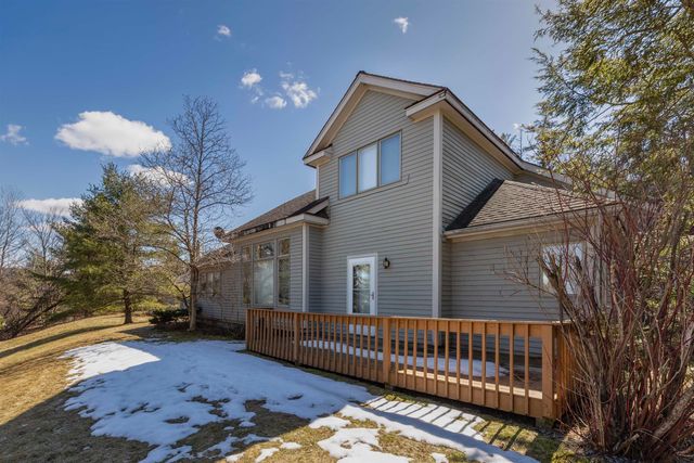 14 Sterling Springs Drive, Hartford, VT 05001