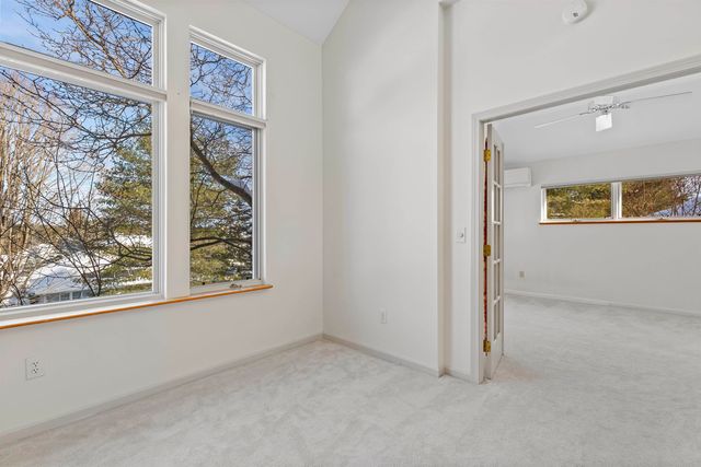 14 Sterling Springs Drive, Hartford, VT 05001
