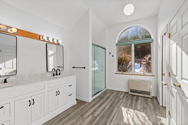 14 Sterling Springs Drive, Hartford, VT 05001