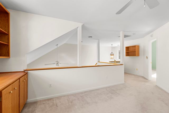 14 Sterling Springs Drive, Hartford, VT 05001