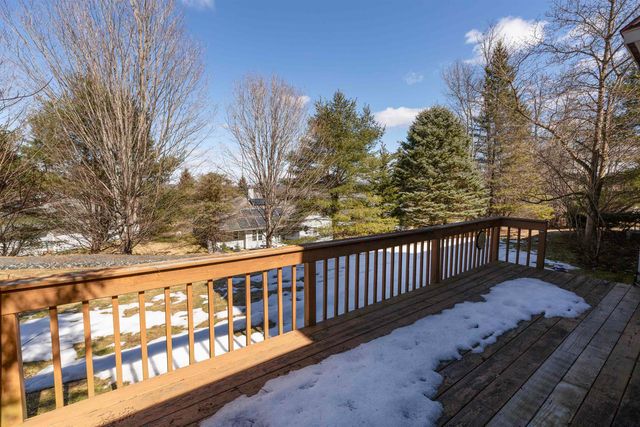 14 Sterling Springs Drive, Hartford, VT 05001