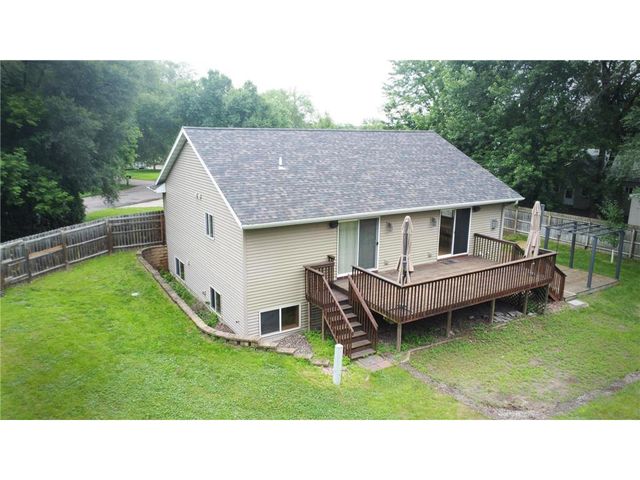 3205 Lilac Street, Eau Claire, WI 54703