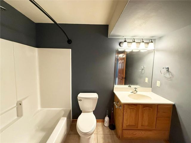 3205 Lilac Street, Eau Claire, WI 54703