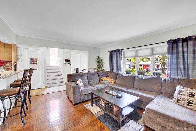 3477 Woodward Street, Oceanside, NY 11572