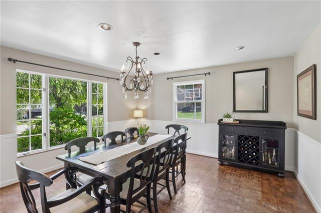 816 Woodland Ave, Oakmont, PA 15139